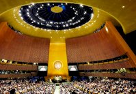 إجتماعات الجمعية العامة... الكبار يستعرضون عضلاتهم