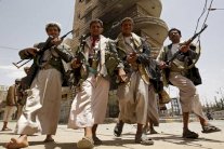 الحوثيون يمزقون تعز طائفيًا ومجتمعيًا وإنسانيًا