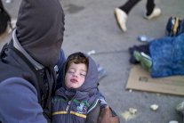 بريطانيا تزيد مساعداتها استجابة لأزمة المهاجرين