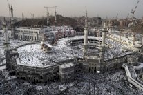 وفاة 10 مغاربة وجرح ثمانية في حادث منى