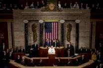 البابا: الجدران ليست حلولًا لأزمة المهاجرين