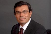 سوريا: هل يلعب أيمن الأصفري دور رفيق الحريري؟