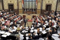 نائب سوري يعلق على حصار مضايا: إحرقوهم كي لا يجوعوا