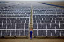 هل يُقام مشروع للطاقة الشمسية في الصحراء الكبرى؟