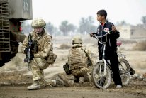 جنود بريطانيون قاتلوا في العراق قد يلاحقون بتهمة القتل