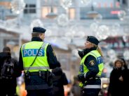 إخلاء جزئي لمطار في السويد بسبب أثار متفجرات على حقيبة