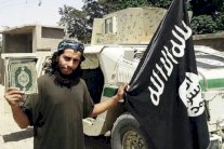 عبد الحميد ابا عود زار بريطانيا والتقى متطرفين