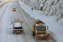 مدن قد تغرق بسبب انهار تتشكل فوق سطح جليد غرينلاند