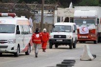 دخول قافلة جديدة من المساعدات الى ثلاث بلدات سورية