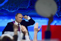 بوتين: العقوبات الغربية تؤثر علينا بشكل ملحوظ