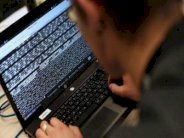 بريطانيا: القوانين الجديدة للتجسس على الانترنت تهدد الحقوق