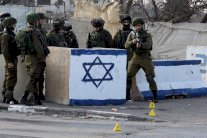 مقتل مستوطنة اسرائيلية طعنا في الضفة الغربية