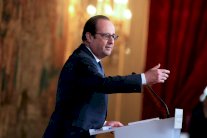 هولاند يريد تمديد حالة الطوارئ ثلاثة اشهر