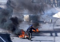 مخاوف في تونس من انفجار اجتماعي جديد