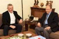 لبنان: هل ينسحب فرنجية لصالح عون؟