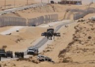  اسرائيل تبدأ بناء 