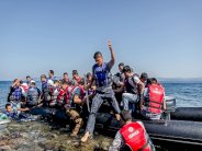 توقيف عشرات مهربي البشر في عمليات متزامنة في المانيا وتركيا