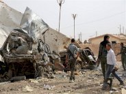 موسكو تشن غارات على دير الزور وتوصل مساعدات انسانية