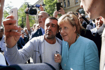 شعبية ميركل تشهد المزيد من التراجع