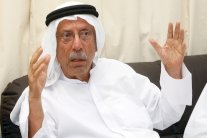 مثقفو الامارات يصحّحون مسار التغريدات 