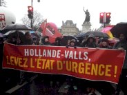 آلاف المتظاهرين في فرنسا احتجاجا على حالة الطوارىء