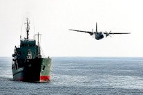 البحرية الإيرانية تطلق مناورات الولاية 94