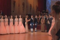 يوسف بن علوي يتسلم جائزة