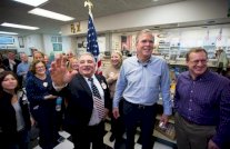 الفوز في أيوا ليس ضمانة لنيل ترشيح الحزب في الانتخابات التمهيدية