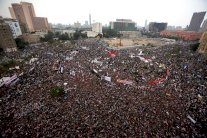 هل تنتقل عدوى التظاهر من تونس إلى مصر؟