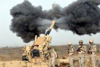 المدفعية السعودية تقتل قياديًا وعشرات الحوثيين بجازان