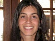 الافراج عن رهينة فرنسية تونسية في اليمن ونقلها الى مسقط