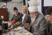 الجزائر توقف عناصر من الطائفة الأحمدية