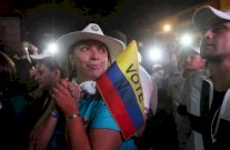 اتفاق السلام في كولومبيا الذي رفضه الناخبون في استفتاء الاحد