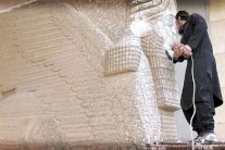 فرنسا تخطط لإنشاء مدينة تحفظ الآثار المهددة