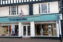 آلاف الصيدليات في بريطانيا تواجه خطر الإغلاق