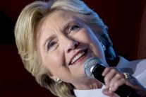 كلينتون تريد التفاوض حول منطقة للحظر الجوي في سوريا