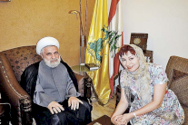 صحافية البورنو في ضيافة قياديي حزب الله