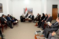 علاوي يدعو لضبط النفس ومواجهة الفتنة في كركوك