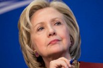 نقطة واحدة تفصل ترامب عن كلينتون