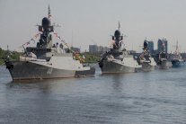 حلفاء إسبانيا يحثونها على رفض استقبال أسطول روسي