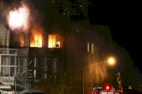 السجن 3 إلى 6 أشهر لمهاجمي السفارة السعودية في طهران