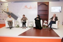 مثقفون يناقشون قضايا النشر في معرض الشارقة للكتاب