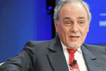 تركي الفيصل يدعو لعدم إلغاء الاتفاق النووي