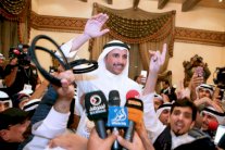 أمير الكويت يهنئ الفائزين بالانتخابات