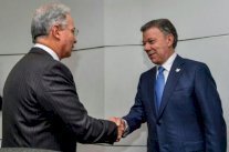 البابا يدعو الرئيس الكولومبي وخصمه اوريبي الى الفاتيكان