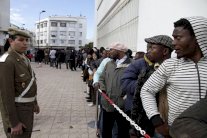 بدء تلقي طلبات تسوية وضعية المهاجرين بالمغرب غداً