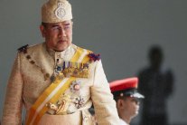 تتويج محمد الخامس سلطاناً جديداً لماليزيا