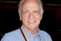 هكذا رحل بصمت الأب الروحي لـ(علم الرايات)