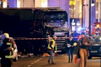 شرطة برلين: الشاحنة هاجمت المتسوقين عمدًا