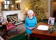 الزكام يثني الملكة إليزابيث عن حضور قداس الميلاد